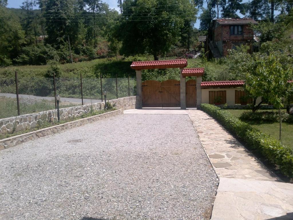 Villa Nanevi Teteven Exteriér fotografie