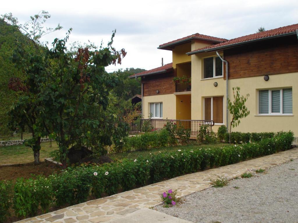 Villa Nanevi Teteven Exteriér fotografie